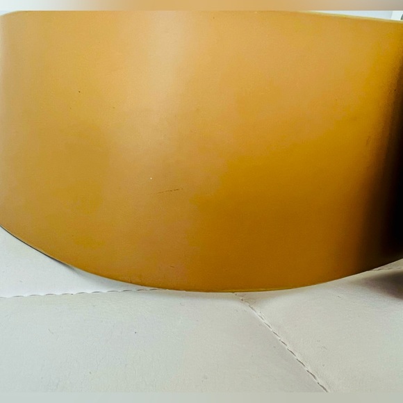 Croute de vachette vintage gorgeous beige camel leather belt -  gold buckle. - Picture 5 of 9